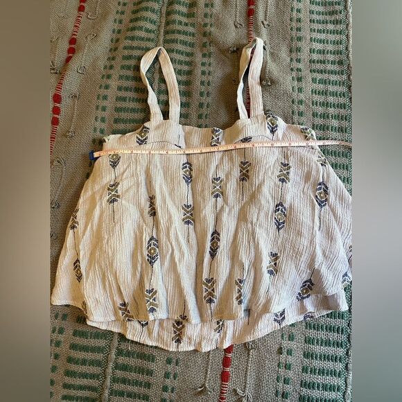 Sadie & Sage, Lavender Bohemian Crop, Size M, In Excellent Condition - Picture 2 of 6